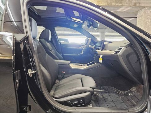 New 2025 BMW i4 xDrive40i image 27