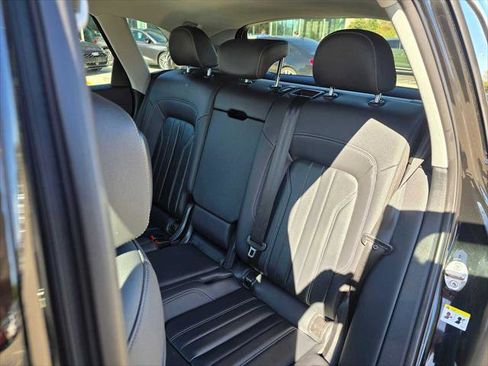 Used 2023 Audi Q5 2.0T Premium Plus w/ Premium Plus Package image 19