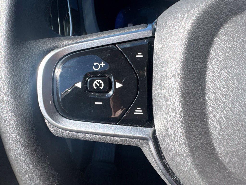 Used 2026 Volvo XC60 B5 Plus AWD/4WD image 12
