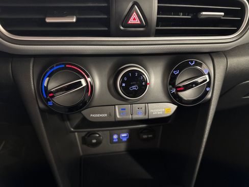 Used 2019 Hyundai Kona SEL AWD/4WD image 22