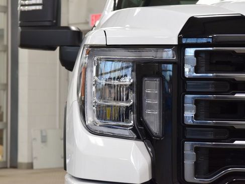 Used 2022 GMC Sierra 2500 AT4 w/ Gooseneck/5TH Wheel Package image 12