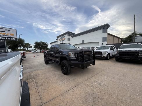 Used 2020 GMC Sierra 2500 AT4 w/ AT4 Premium Package AWD/4WD image 43