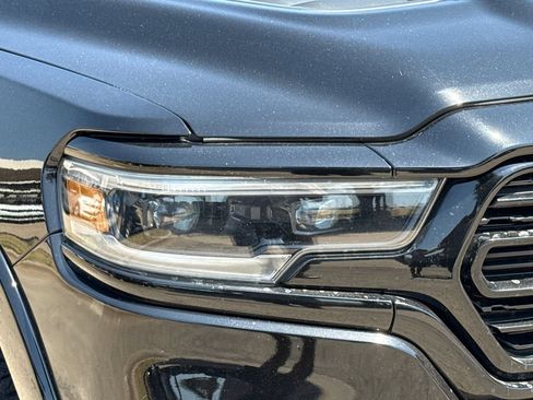 Used 2022 RAM 1500 Limited AWD/4WD image 4