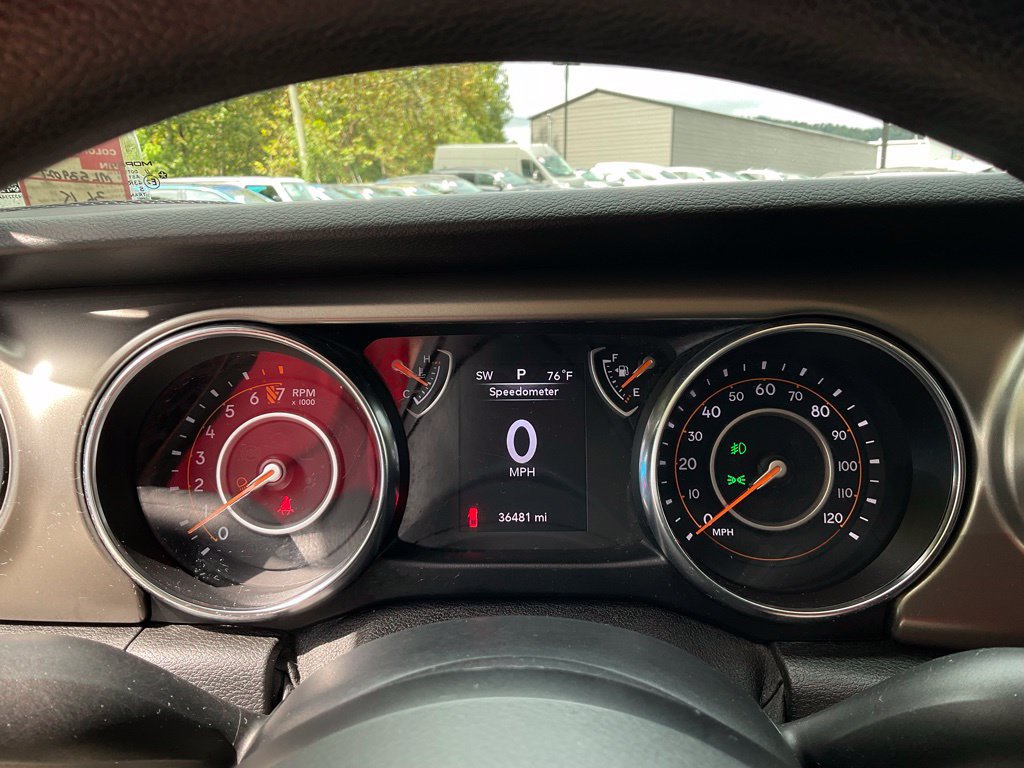 Used 2021 Jeep Gladiator Sport AWD/4WD image 14