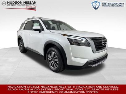 New 2025 Nissan Pathfinder SL