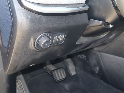 Used 2022 Jeep Compass Latitude AWD/4WD image 21