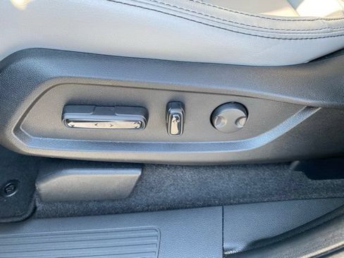 Certified 2025 Honda Pilot EX-L image 25