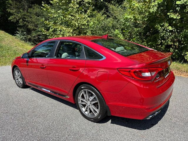 Used 2017 Hyundai Sonata Sport 2.0T FWD image 8