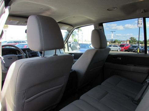 Used 2013 Ford Expedition EL XLT RWD image 23