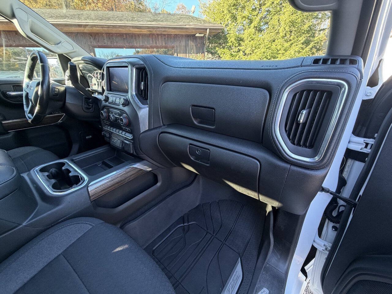 Used 2019 Chevrolet Silverado 1500 RST AWD/4WD image 22