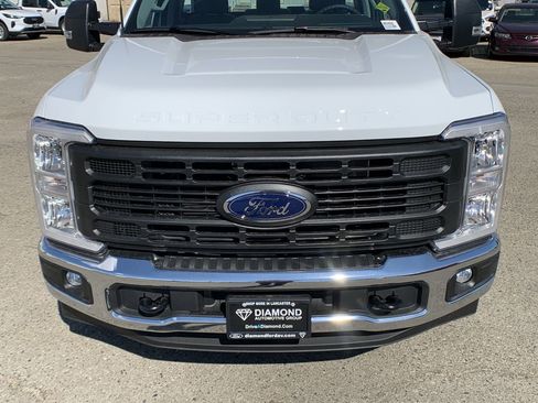 New 2026 Ford F250 XL w/ XL Chrome Package image 10