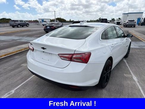Used 2023 Chevrolet Malibu LT w/ Redline Edition image 16