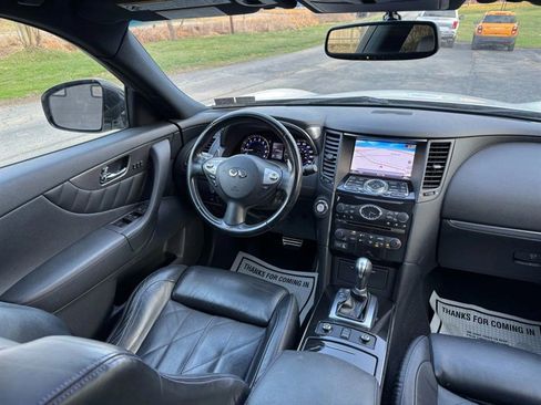 Used 2015 INFINITI QX70 3.7 w/ Premium Package image 28