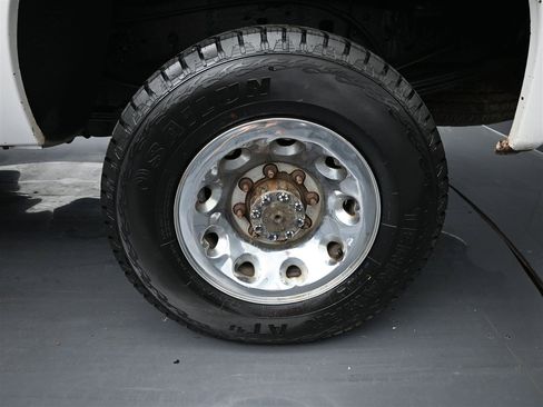 Used 2002 Ford F250 XLT image 14