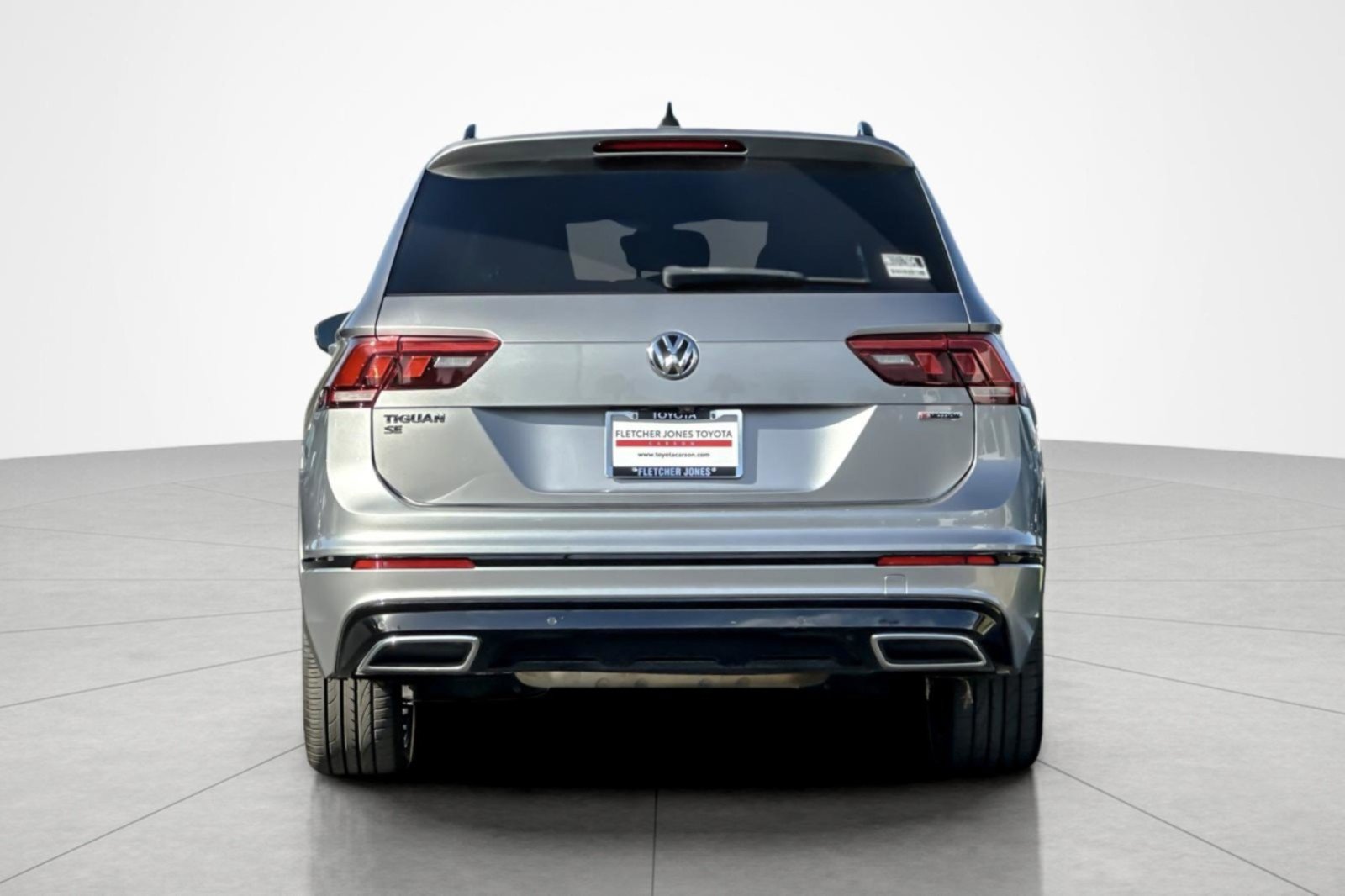 Used 2021 Volkswagen Tiguan SE R-Line AWD/4WD image 4