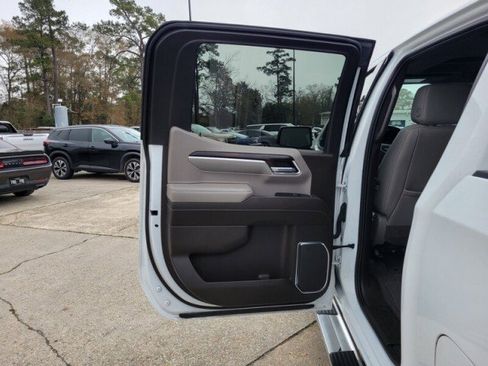 Used 2023 GMC Sierra 1500 SLT w/ SLT Premium Plus Package image 29