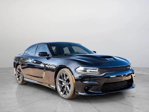 Used 2019 Dodge Charger GT w/ Blacktop Package image 2