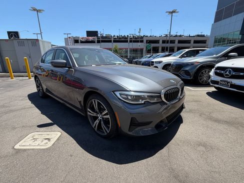 Used 2022 BMW 330e w/ Driving Assistance Package RWD image 5
