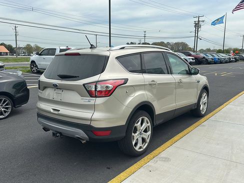 Used 2018 Ford Escape Titanium w/ Ford Safe & Smart Package image 5