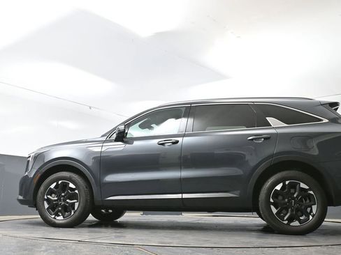Used 2024 Kia Sorento S AWD/4WD image 52