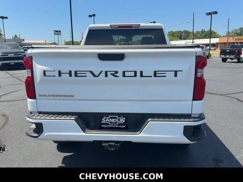 Used 2024 Chevrolet Silverado 1500 Custom AWD/4WD image 39