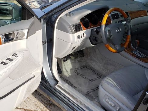 Used 2005 Lexus ES 330 image 10