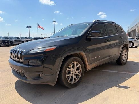Used 2014 Jeep Cherokee Latitude FWD image 7