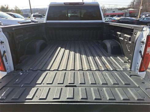 Used 2022 Chevrolet Silverado 2500 High Country w/ Safety Package II image 27