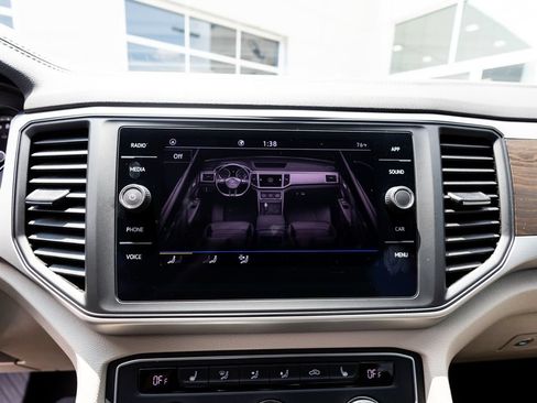 Used 2021 Volkswagen Atlas SE w/ Panoramic Sunroof Package FWD image 30