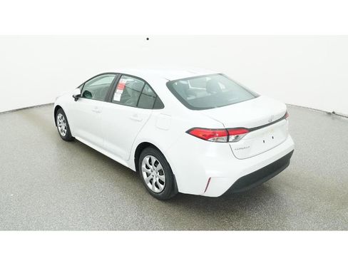 New 2026 Toyota Corolla LE image 5