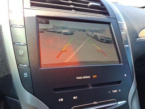 Used 2016 Lincoln MKZ w/ Equipment Group 300A Reserve FWD image 16