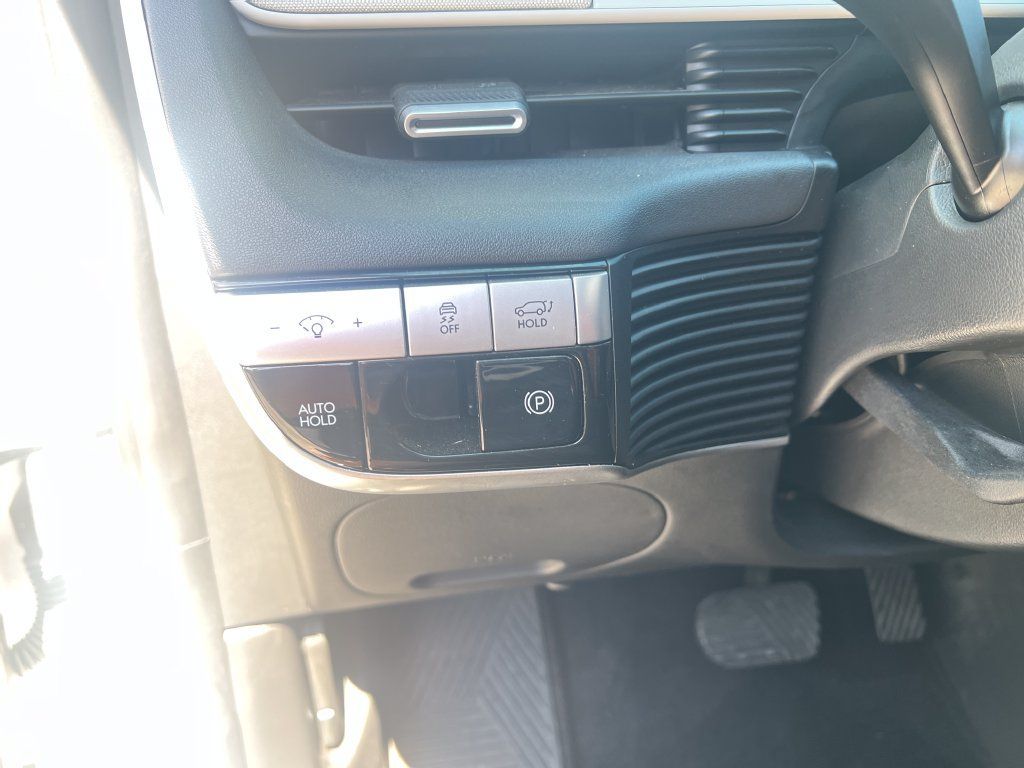 Used 2023 Hyundai Ioniq 5 SEL AWD/4WD image 17