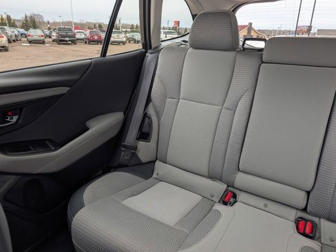 Used 2021 Subaru Outback Premium image 12