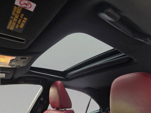 Used 2018 Lexus IS 300 F Sport w/ F Sport Package image 14