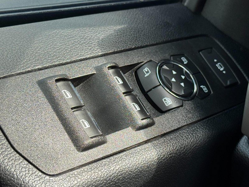 Used 2020 Ford F350 Lariat AWD/4WD image 24