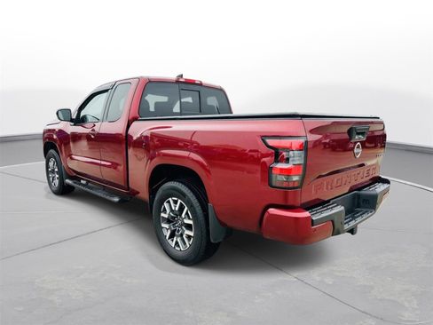 Used 2022 Nissan Frontier SV image 34