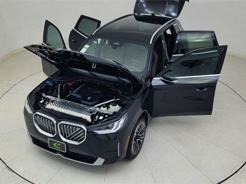 Used 2025 BMW X3 xDrive30i w/ Premium Package image 82