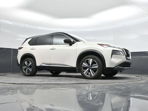 Used 2023 Nissan Rogue SL w/ SL Premium Package FWD image 52