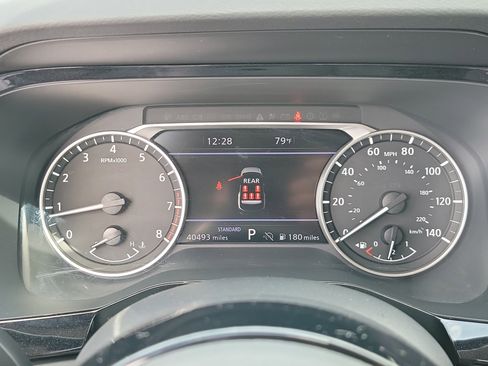 Used 2024 Nissan Pathfinder SL w/ SL Premium Package image 21