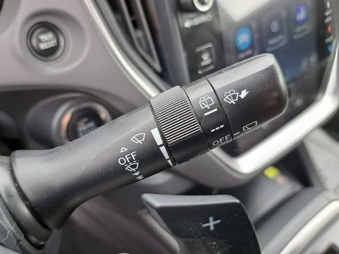 Used 2024 Subaru Crosstrek 2.0i Premium AWD/4WD image 12