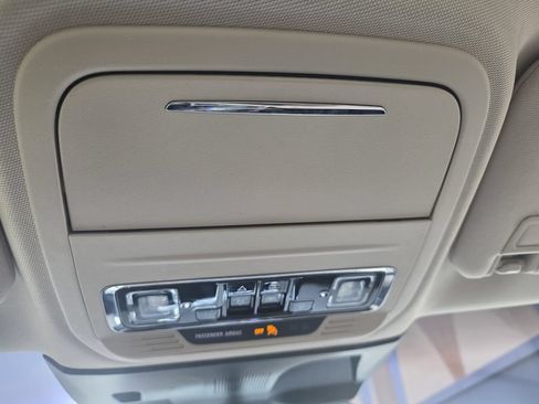 Used 2021 Lincoln Corsair Reserve FWD image 35