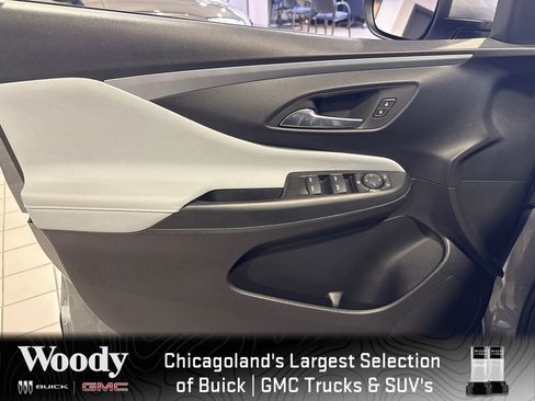 Certified 2025 Buick Envista Preferred image 12