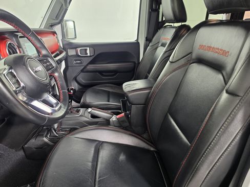 Used 2019 Jeep Wrangler Unlimited Rubicon AWD/4WD image 15