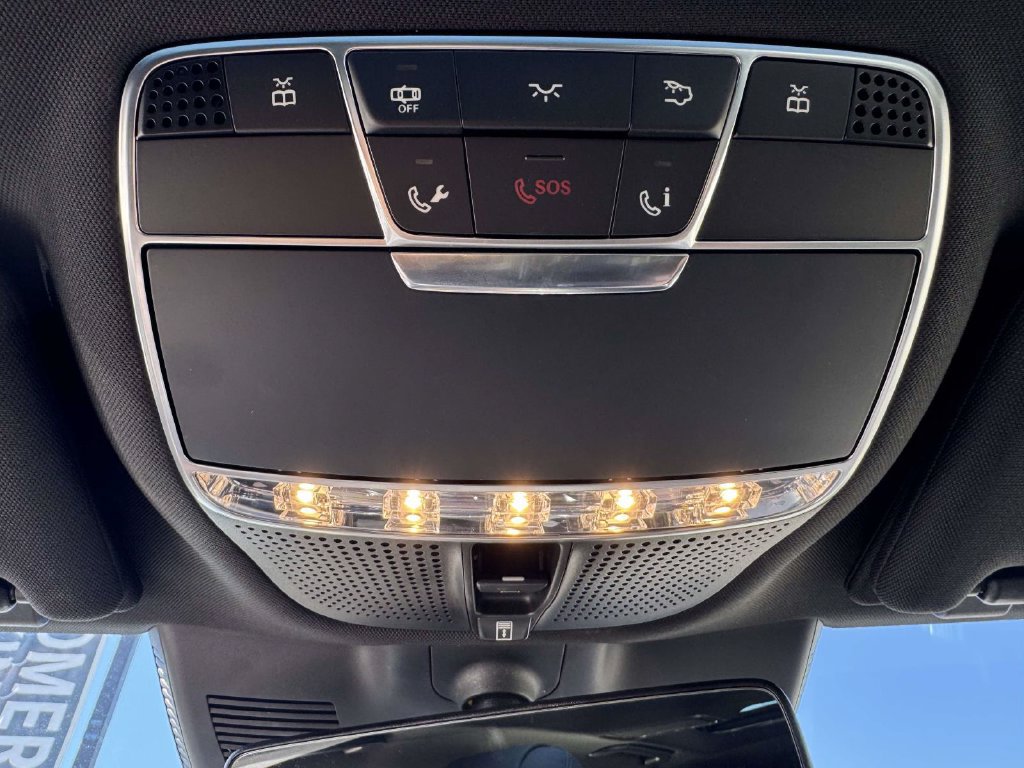 Used 2018 Mercedes-Benz S 560 4MATIC Sedan image 31