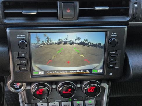 Used 2023 Toyota GR86 w/ ALL Weather Mat Package (TMS) RWD image 12