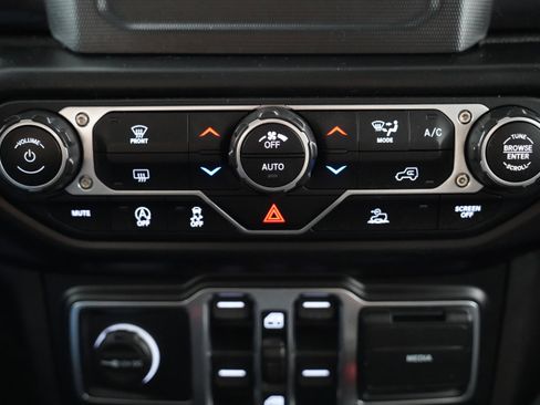 Used 2021 Jeep Wrangler Unlimited Sport w/ Dual Top Group image 27