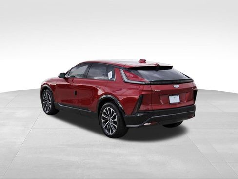 New 2027 Cadillac Lyriq Sport AWD/4WD image 3