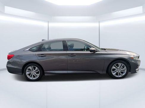 Used 2019 Honda Accord LX image 2