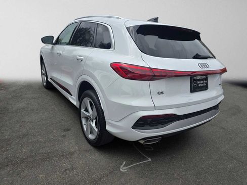 Used 2025 Audi Q5 Premium Plus w/ Premium Plus AWD/4WD image 5