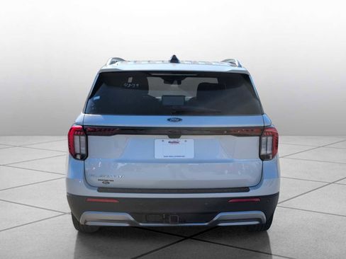 New 2025 Ford Explorer Platinum image 14
